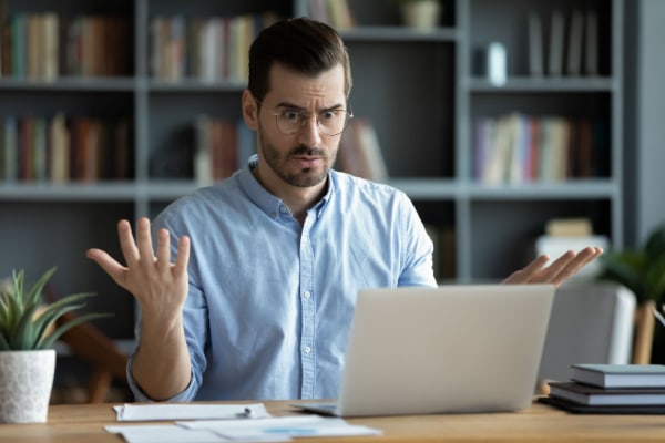 Lire la suite à propos de l’article Douanes : un avis de mise en recouvrement « presque » clair…