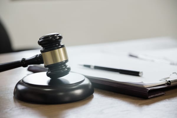 You are currently viewing Commissaires de justice : la déontologie en détail