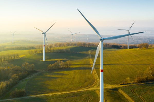 Lire la suite à propos de l’article Implantation d’éoliennes : qui peut contester ?