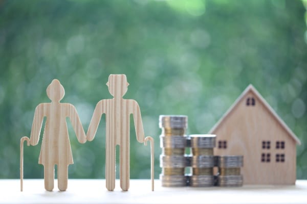 Lire la suite à propos de l’article Réduction d’impôt pour les résidents d’EHPAD : vers un crédit d’impôt ?