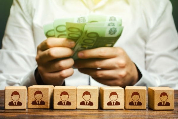 Lire la suite à propos de l’article Attribution gratuite d’actions et transfert légal de contrat : perte de chance ?