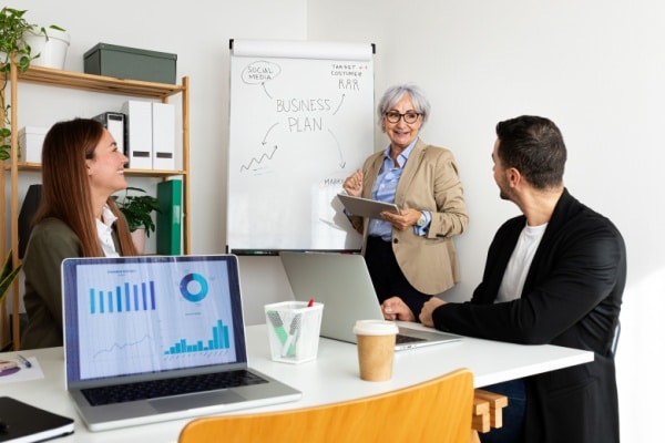 Lire la suite à propos de l’article Loi travail des Seniors : des précisions utiles