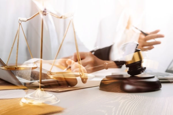 Lire la suite à propos de l’article Professionnels du droit : une liberté d’installation encadrée…