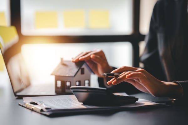 Lire la suite à propos de l’article Usufruit temporaire : un apport rémunéré par des titres échappe-t-il à l’impôt ?