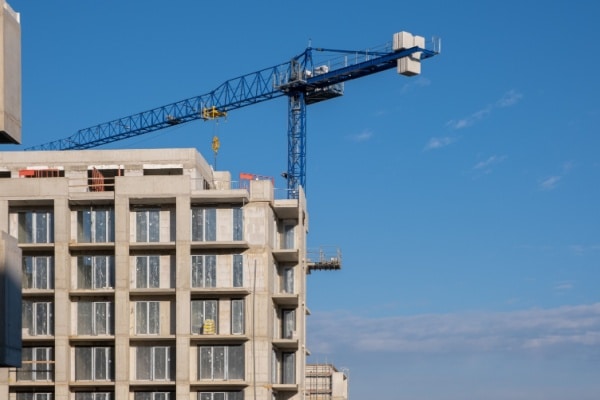 Lire la suite à propos de l’article C’est l’histoire d’un propriétaire qui pensait simplement réaménager son immeuble…