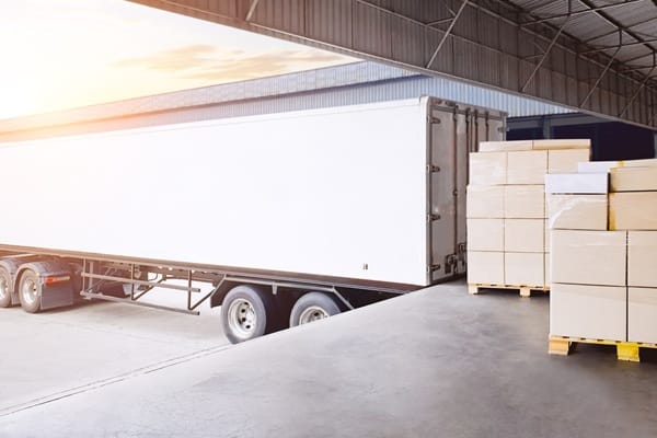 Lire la suite à propos de l’article Rupture d’un contrat de transport public routier de marchandises : un préavis précis à respecter